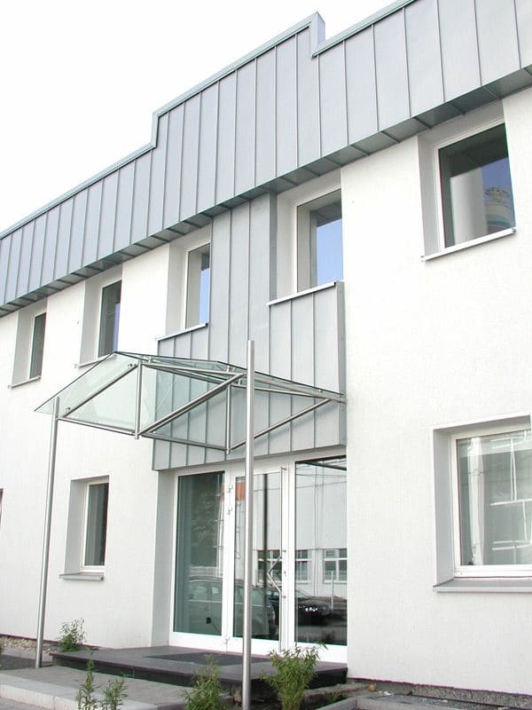 Bau-Klempnerei in Gelsenkirchen – Dachrinnen, Fallrohre und Metalldächer